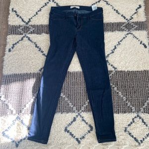 HOLLISTER SKINNY JEANS